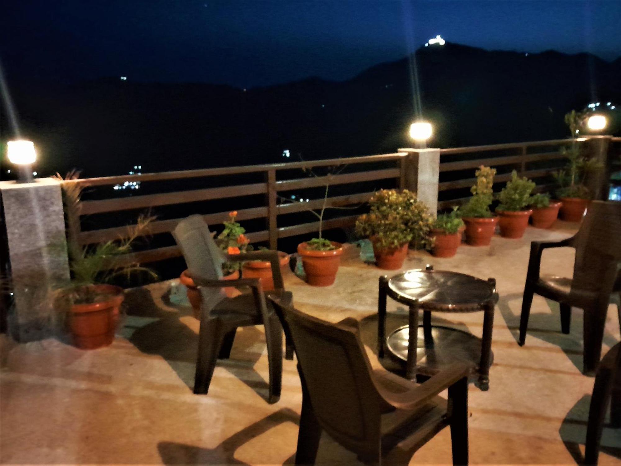 Mountain And Peace Apartment Shimla Bagian luar foto