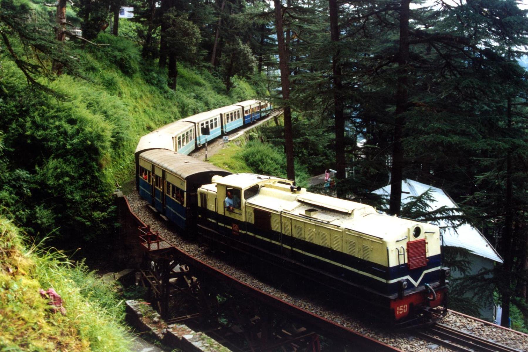 Mountain And Peace Apartment Shimla Bagian luar foto