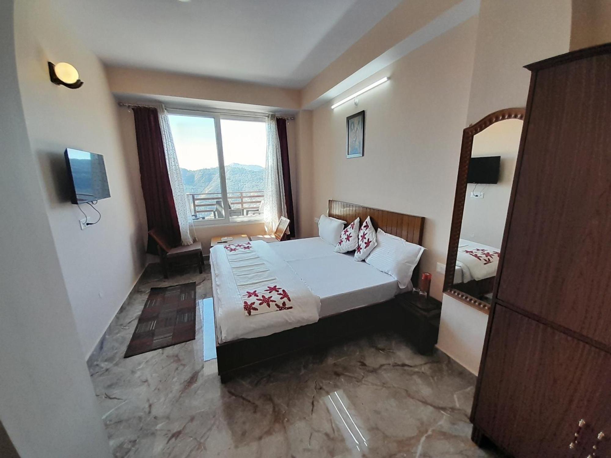 Mountain And Peace Apartment Shimla Bagian luar foto